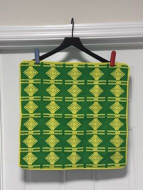 NWT Annie Selke Geo Embroidered Pillow Cover Green 20x20